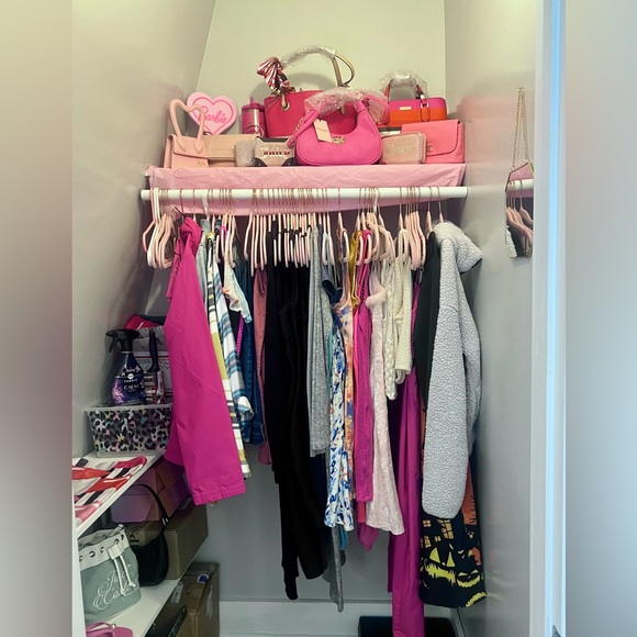 Meet your Posher, Runa Rose 🦊 - Picture 5 of 8